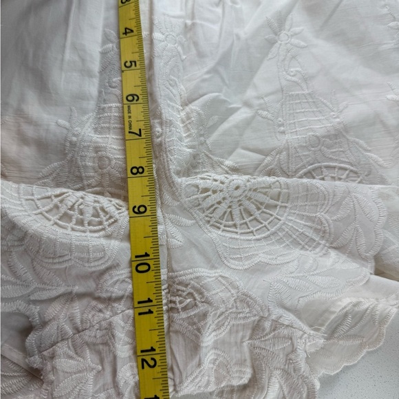NWT LOFT Women’s White Embroidered Cotton Shorts Size M - Picture 10 of 12